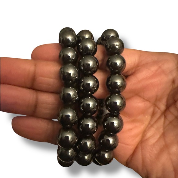 Hematite Crystal Bracelet - Picture 4 of 6